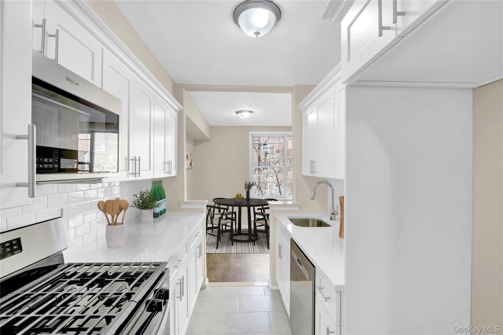 3201 Grand Concourse 4m Property Photo 24