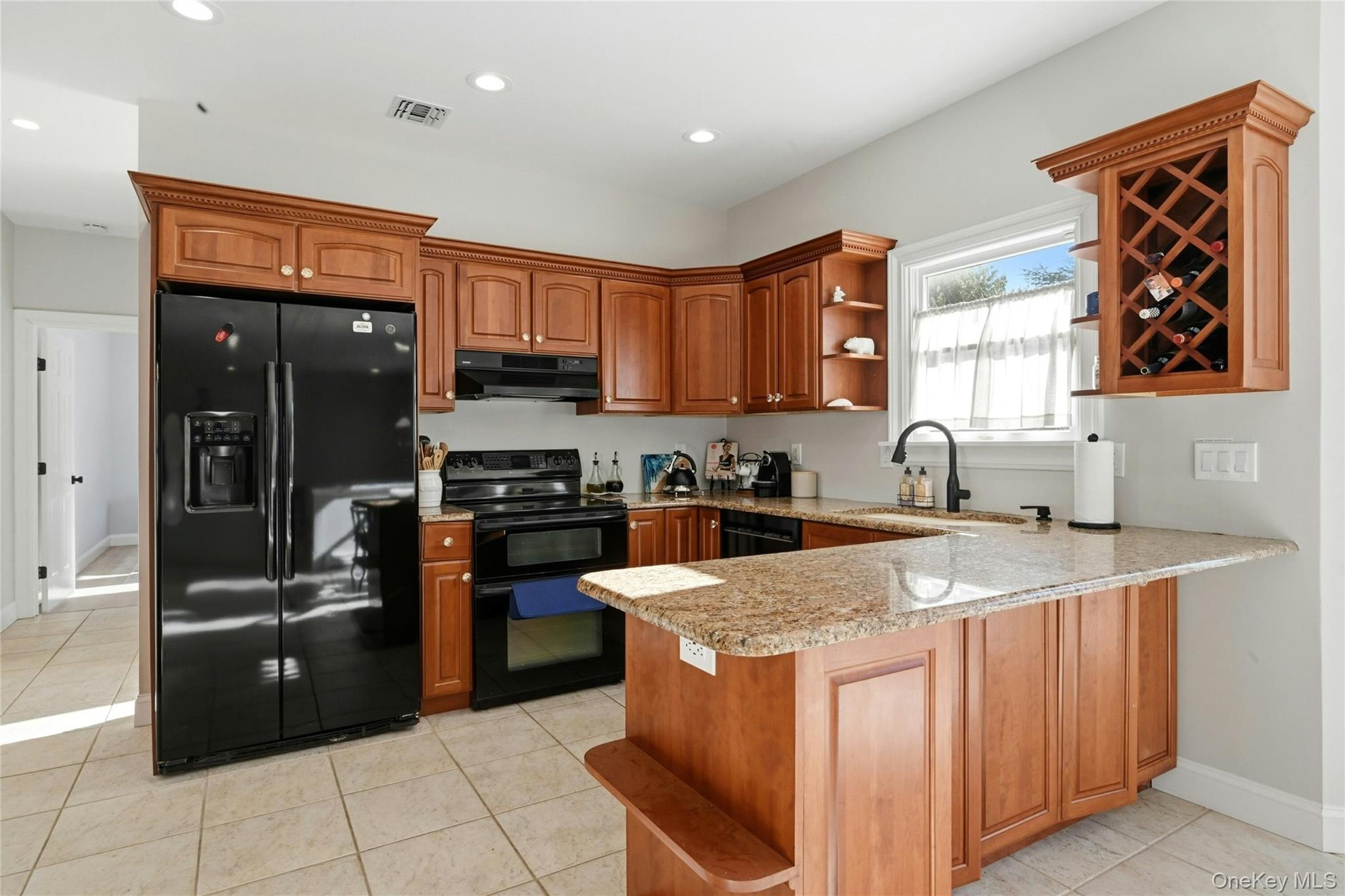 60 Water Terrace Property Photo 6