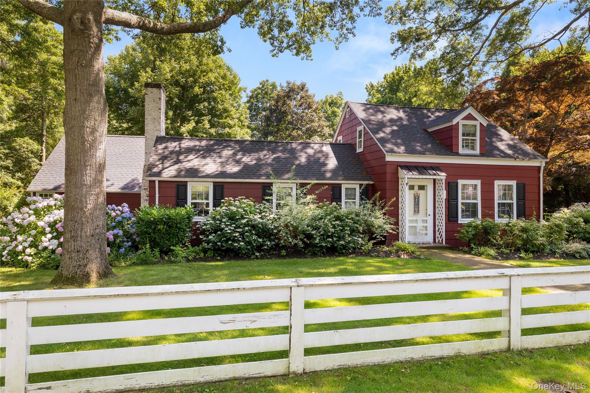 3500 Pine Neck Road Property Photo 1