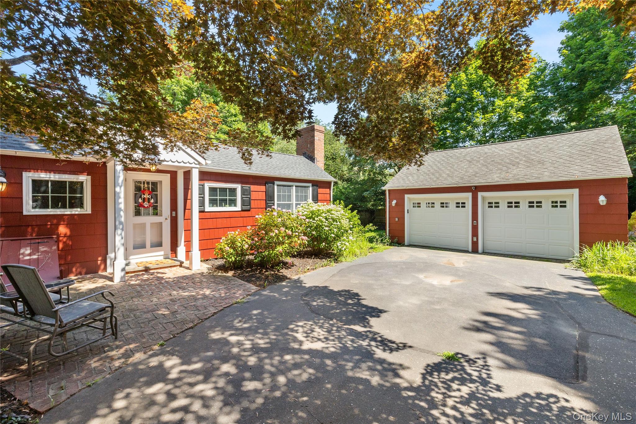3500 Pine Neck Road Property Photo 2