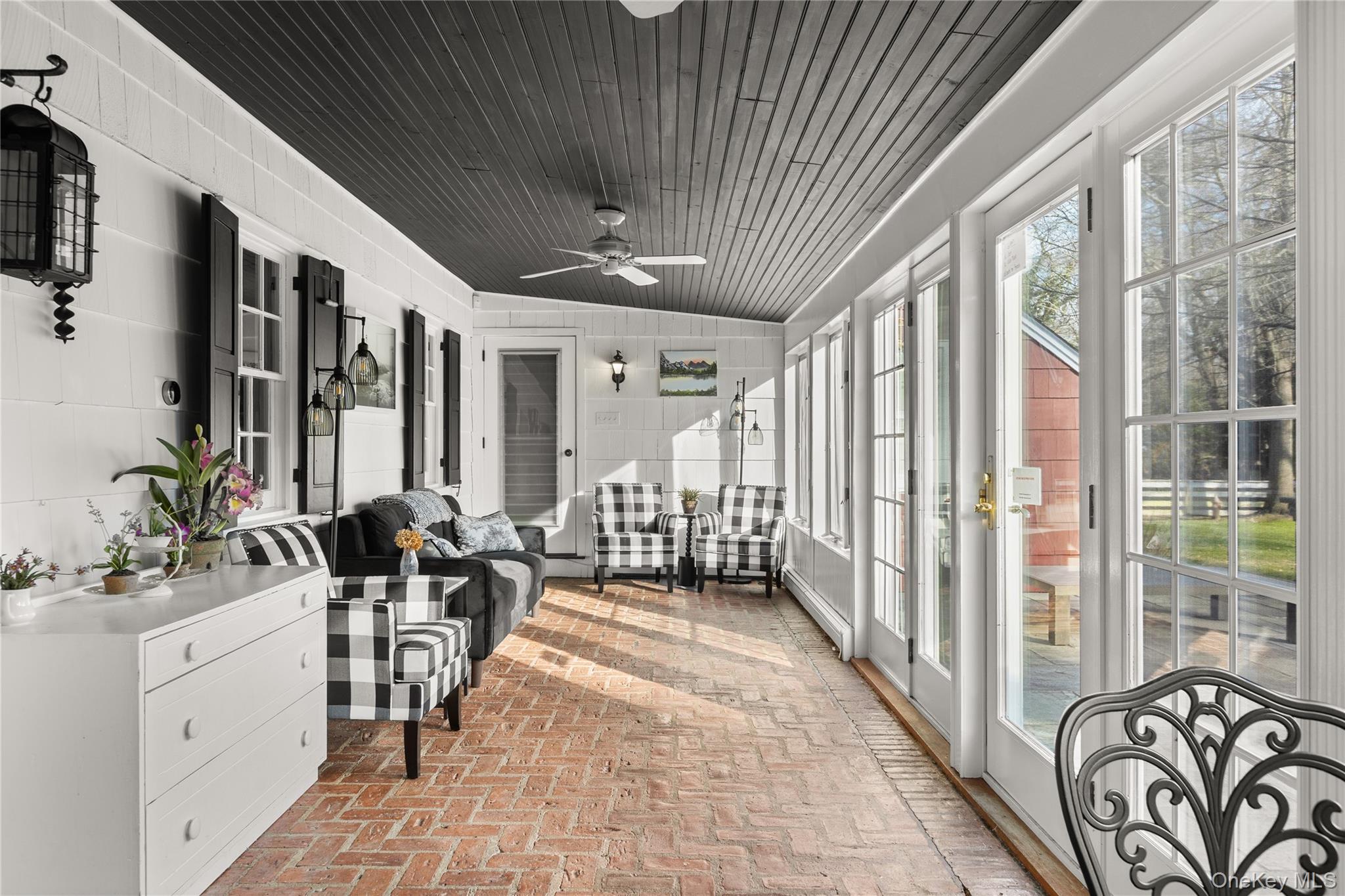 3500 Pine Neck Road Property Photo 12
