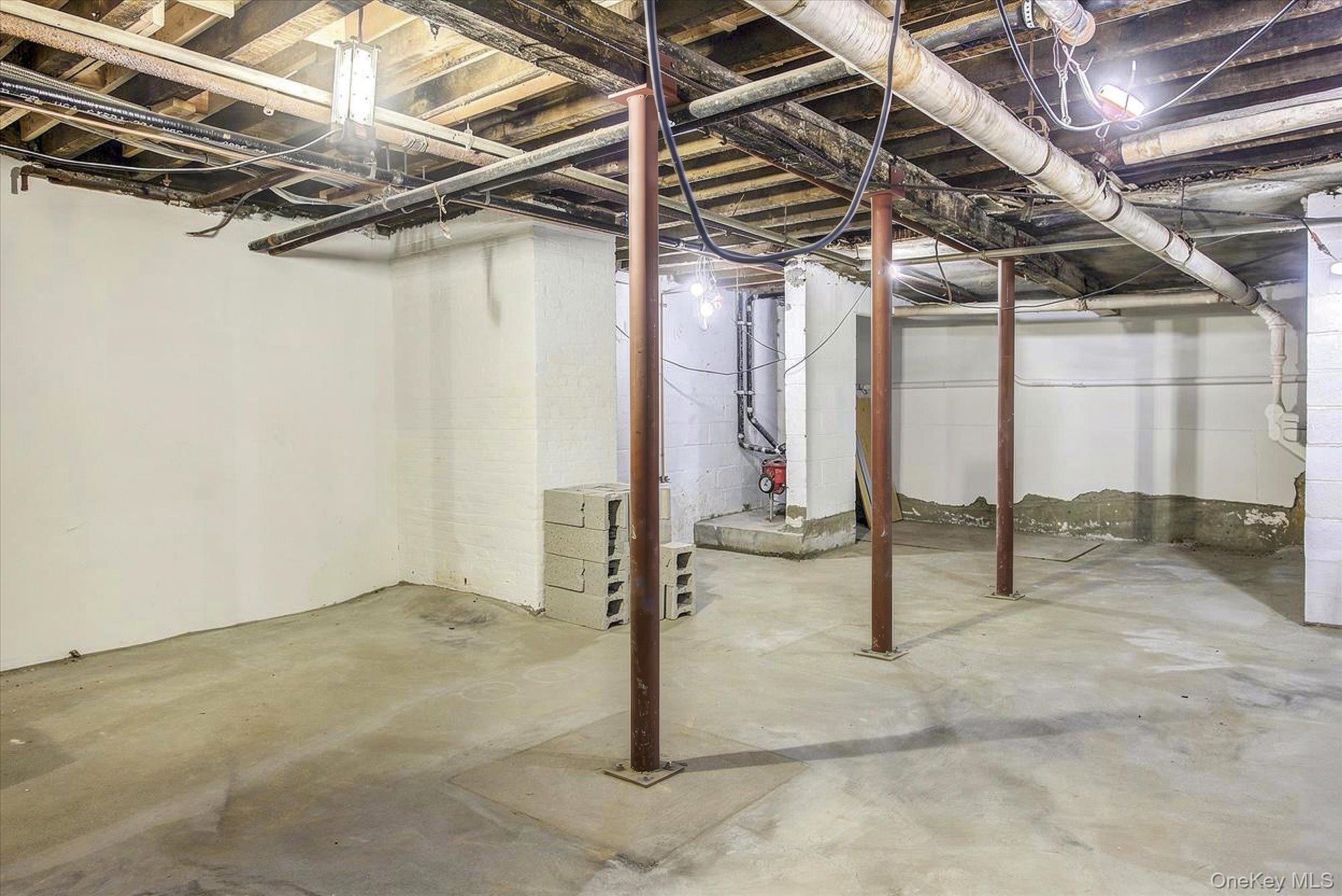 First Avenue 1779 Ground Floor Property Photo 23