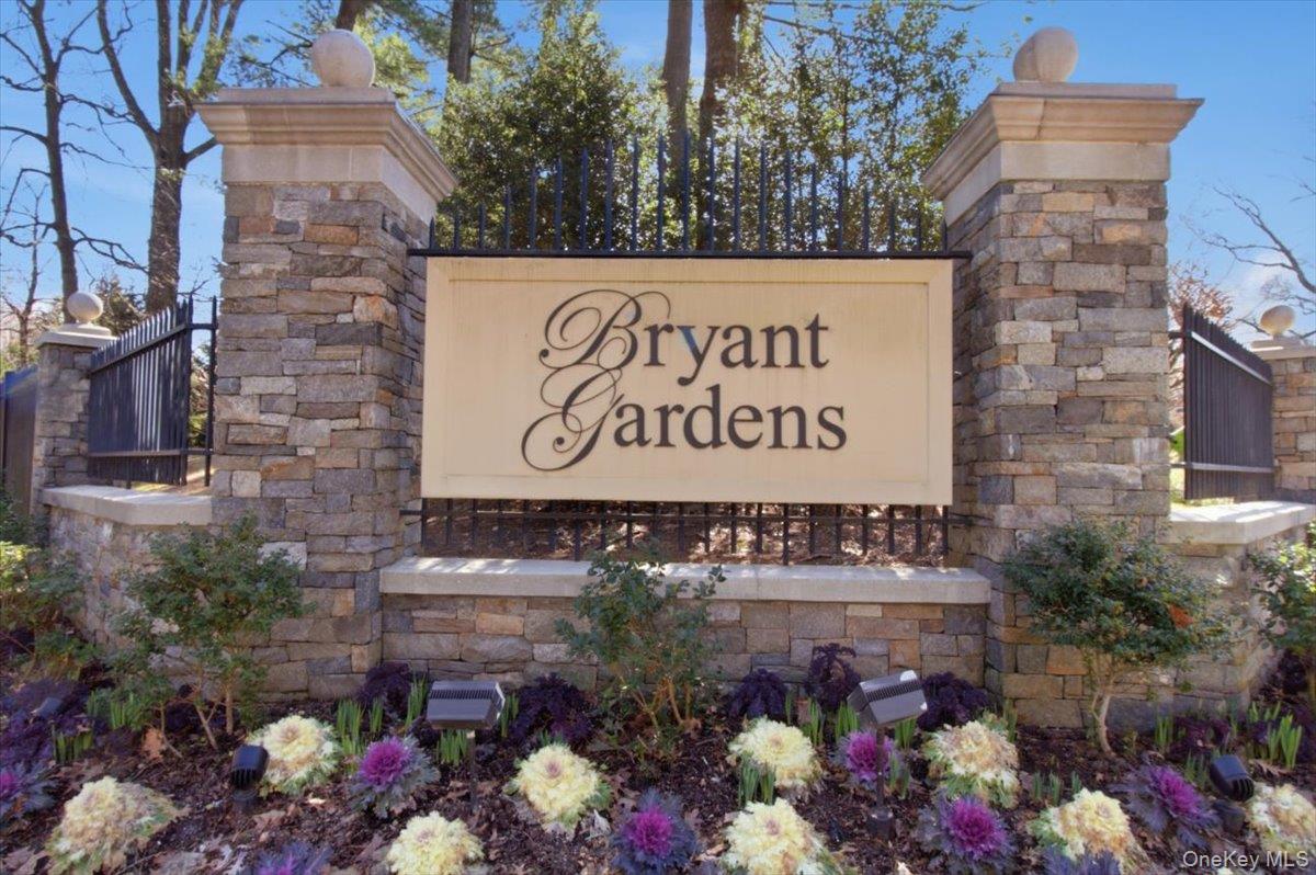 15 Bryant Crescent 2B Property Photo 1