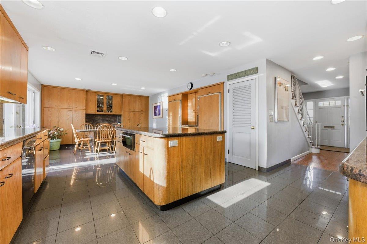 1495 Bay Boulevard Property Photo 11