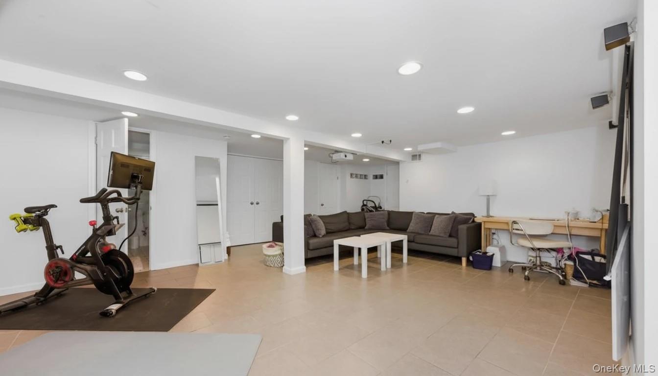 1495 Bay Boulevard Property Photo 37