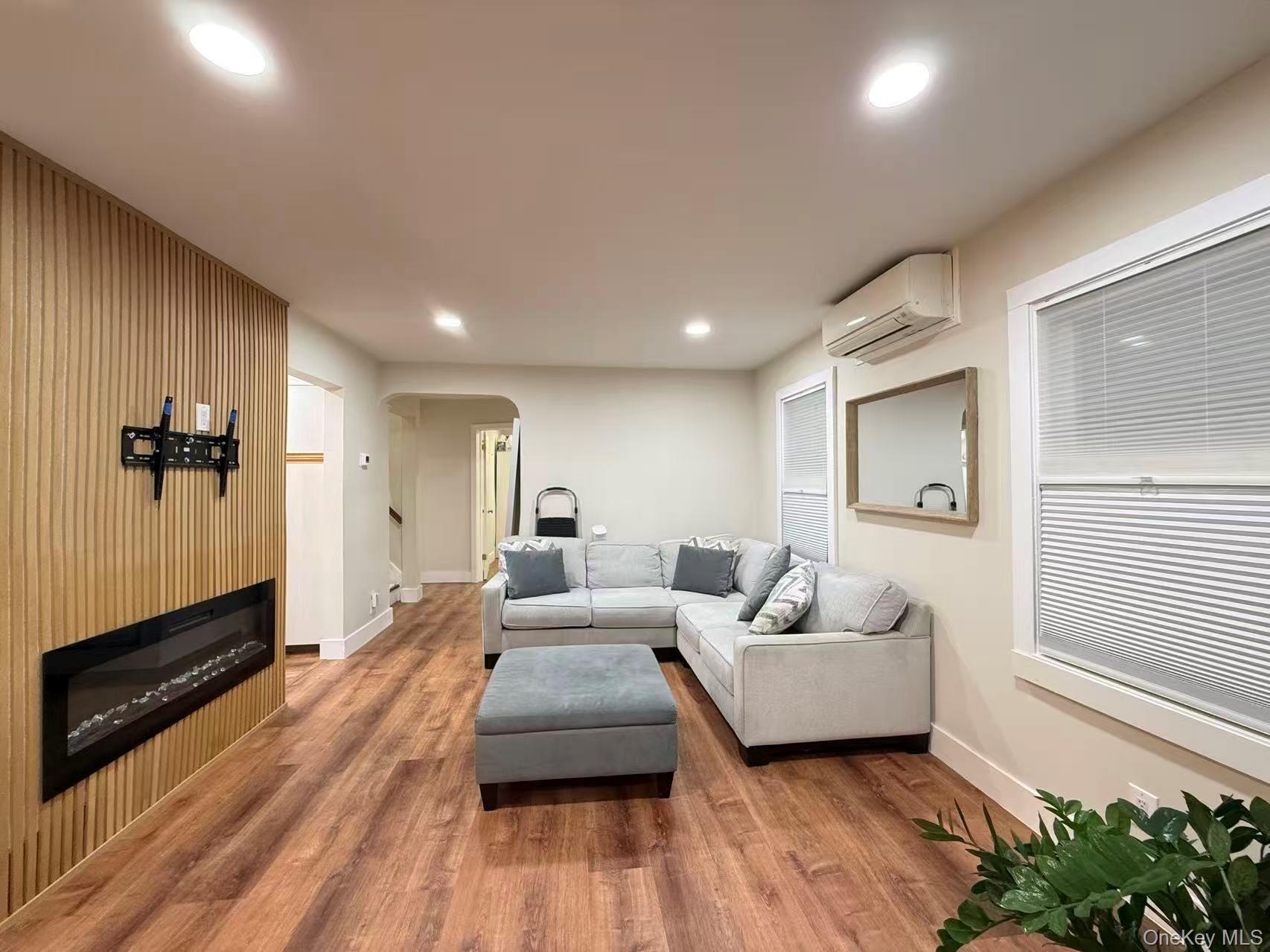 55 Keller Street Property Photo 4