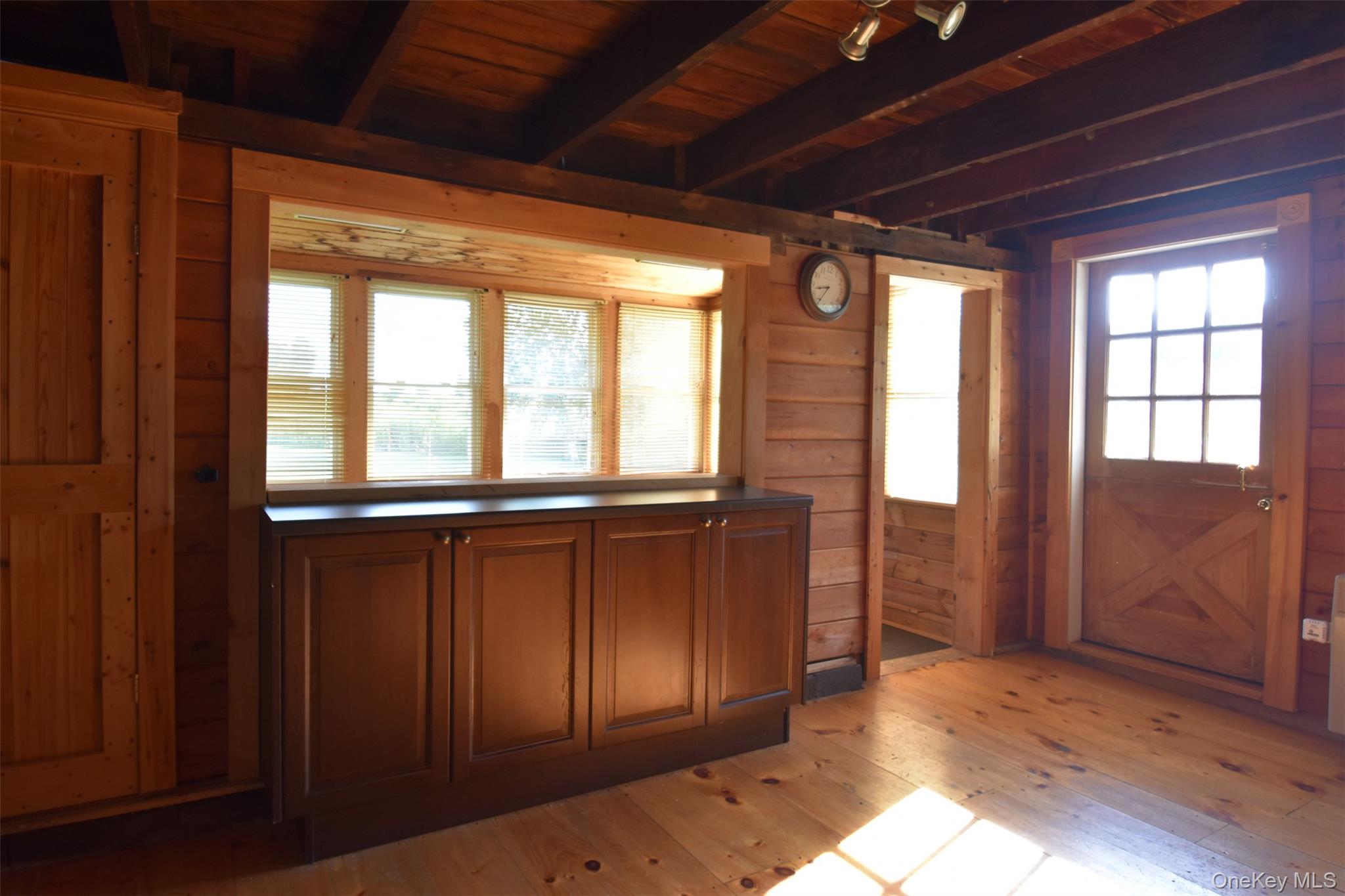 188 South Road Property Photo 6