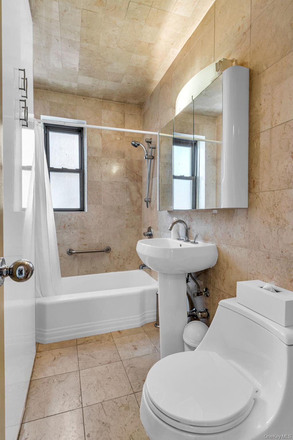 3601 Johnson Avenue 1c Property Photo 25