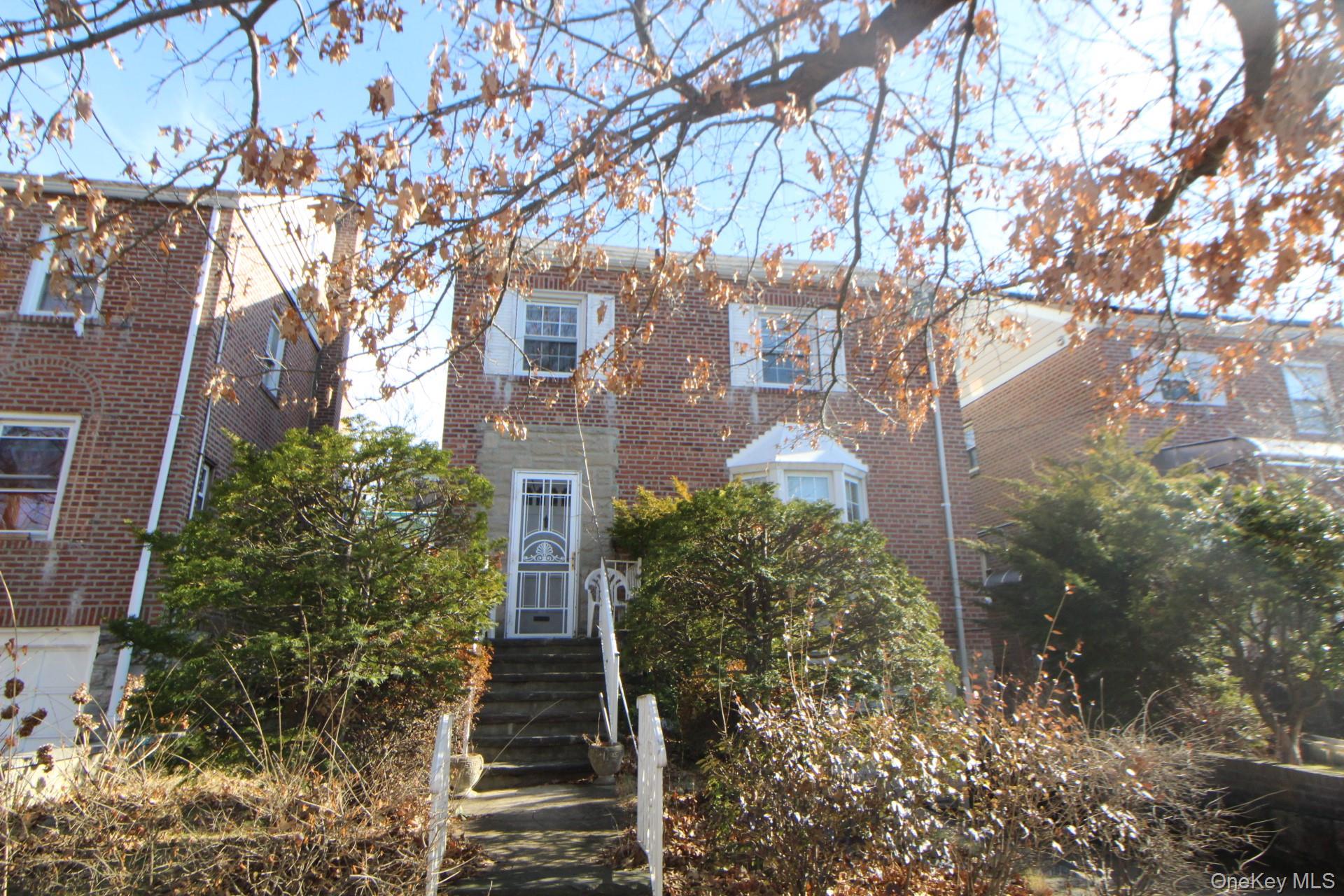 2534 Morgan Avenue Property Photo 1