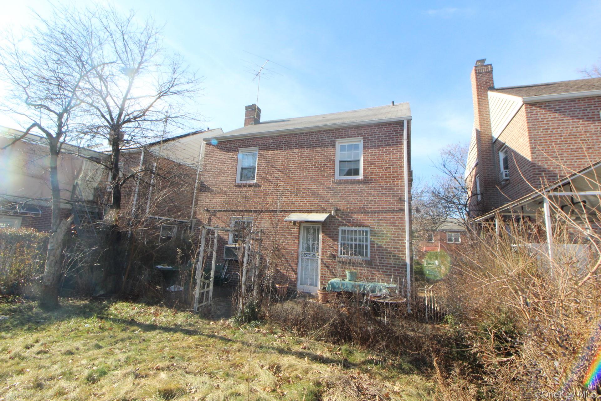 2534 Morgan Avenue Property Photo 7