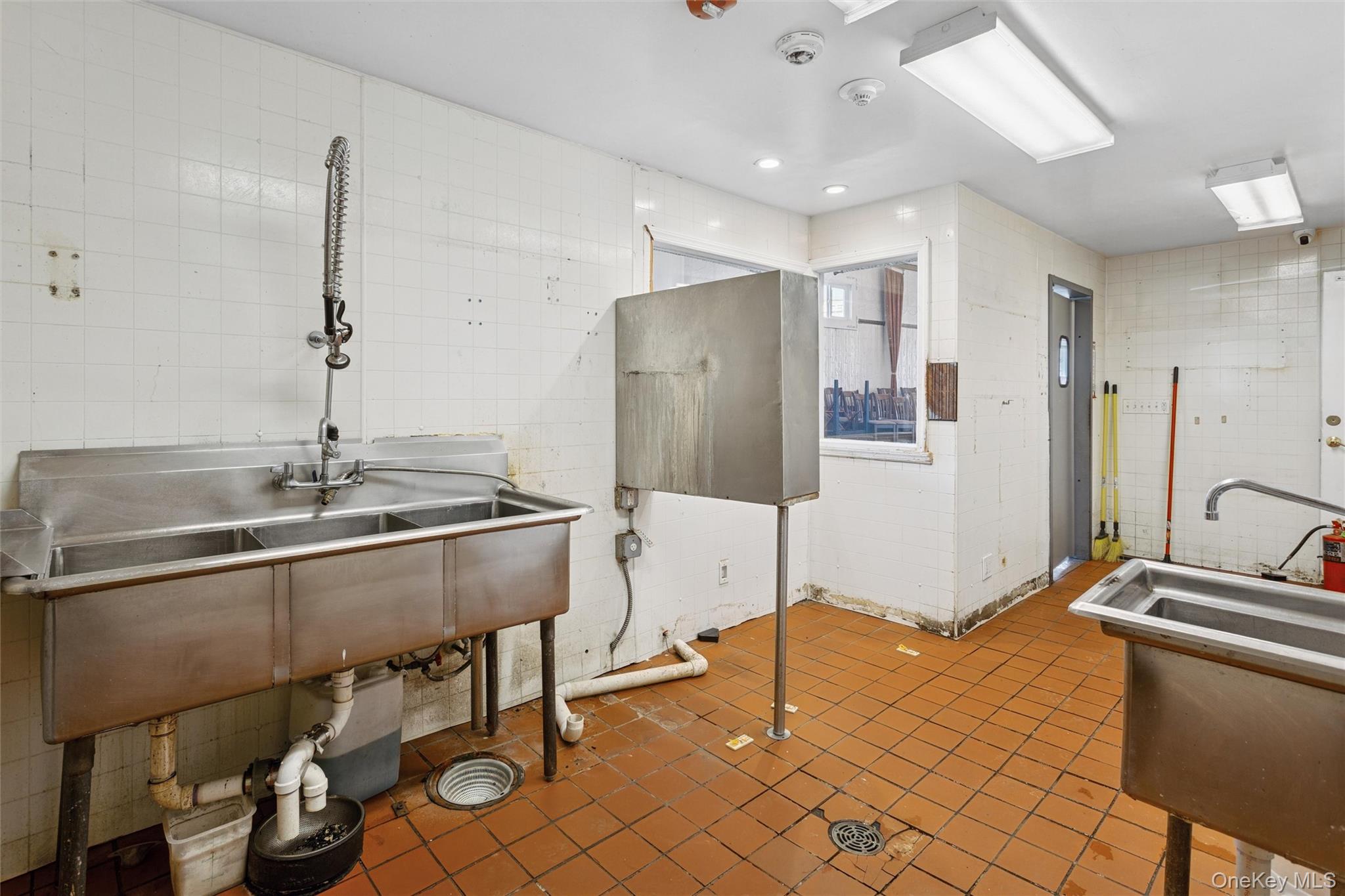 228 Merrick Road Property Photo 13