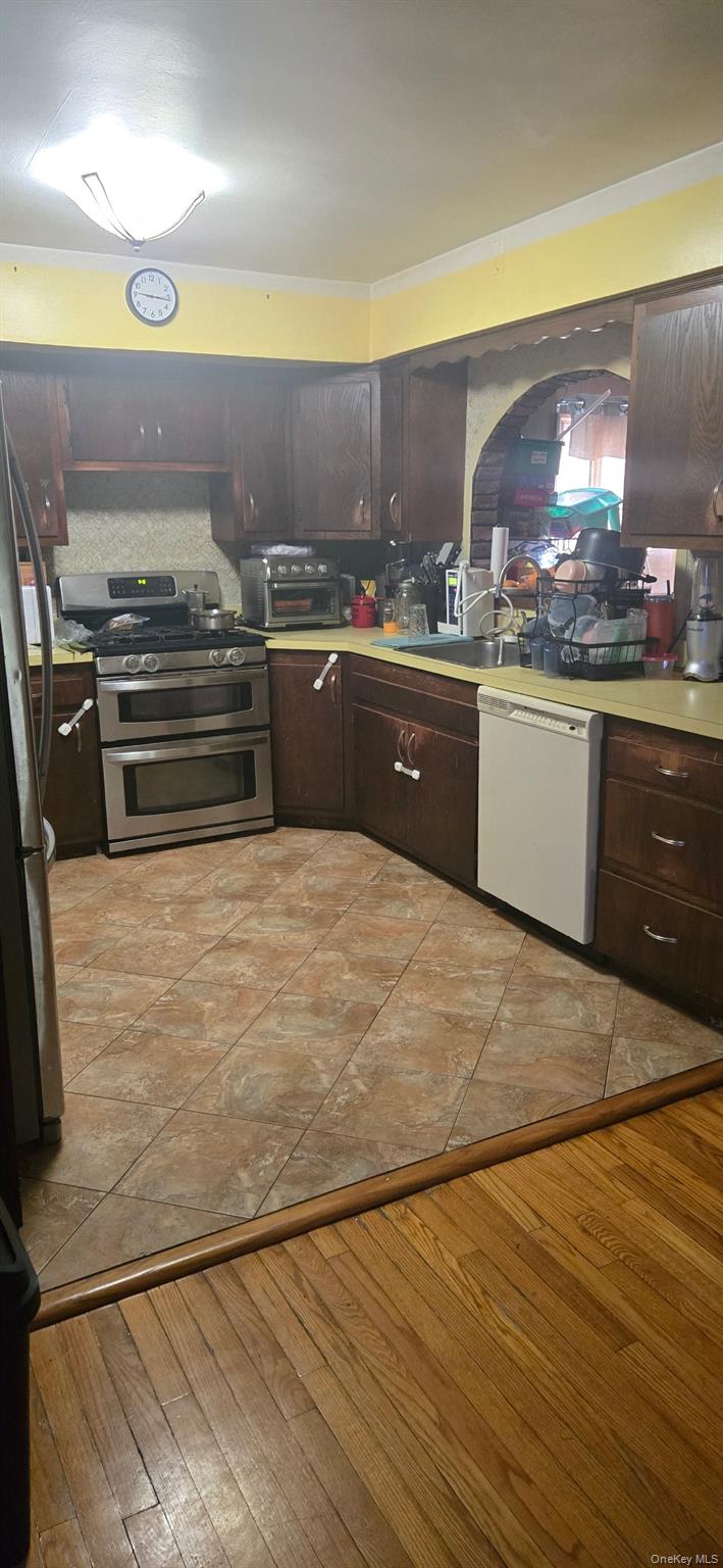 31 Parker Avenue Property Photo 2