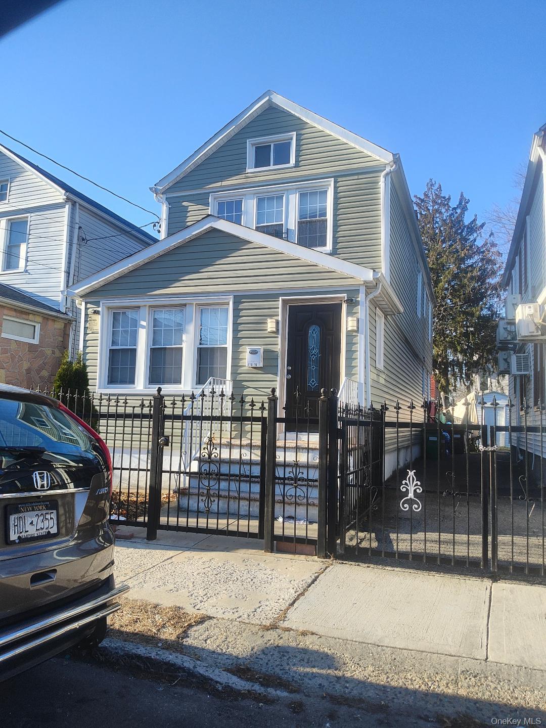 11016 160th Street Property Photo 1