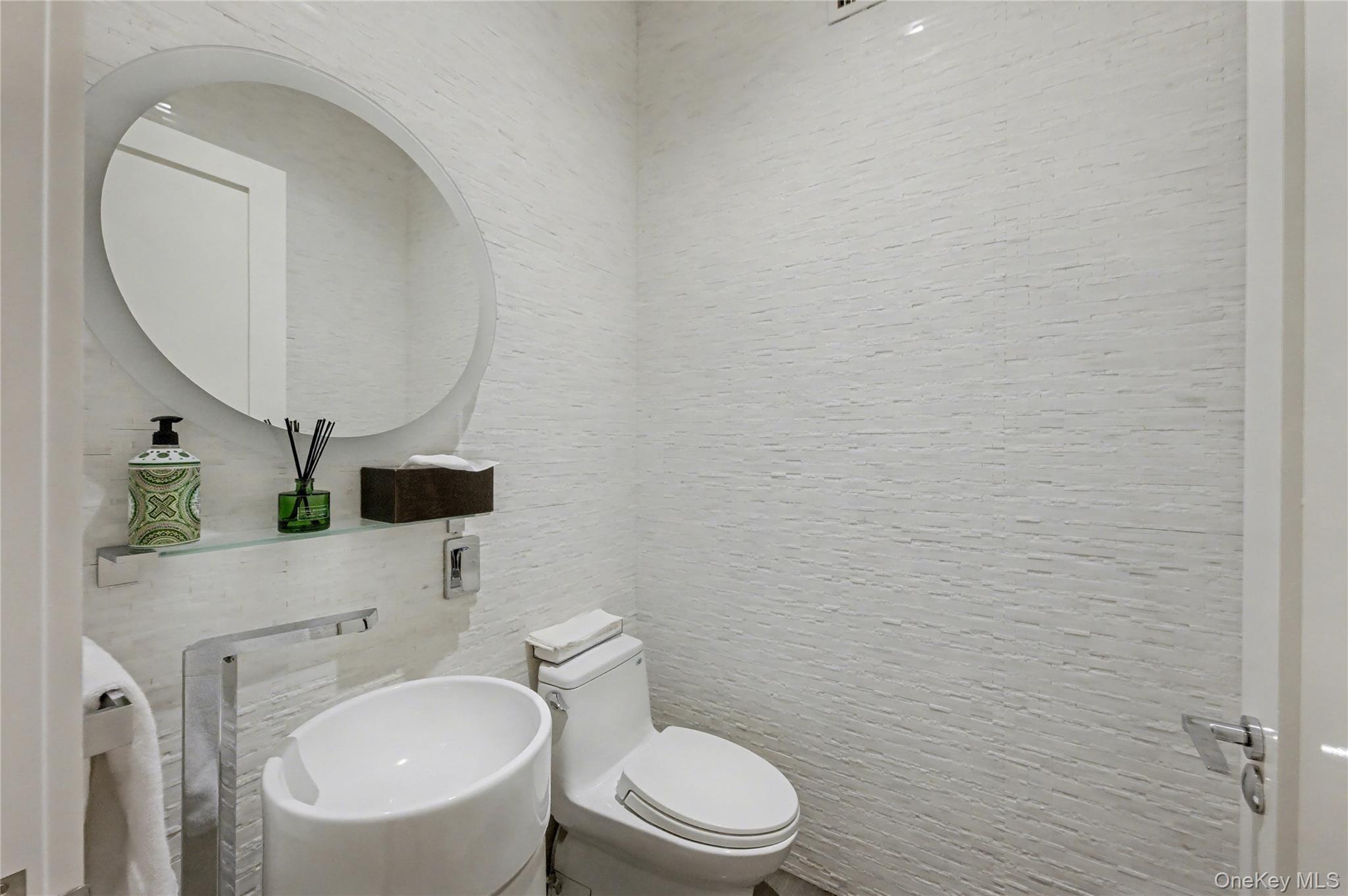 865 Barberry Lane Property Photo 10