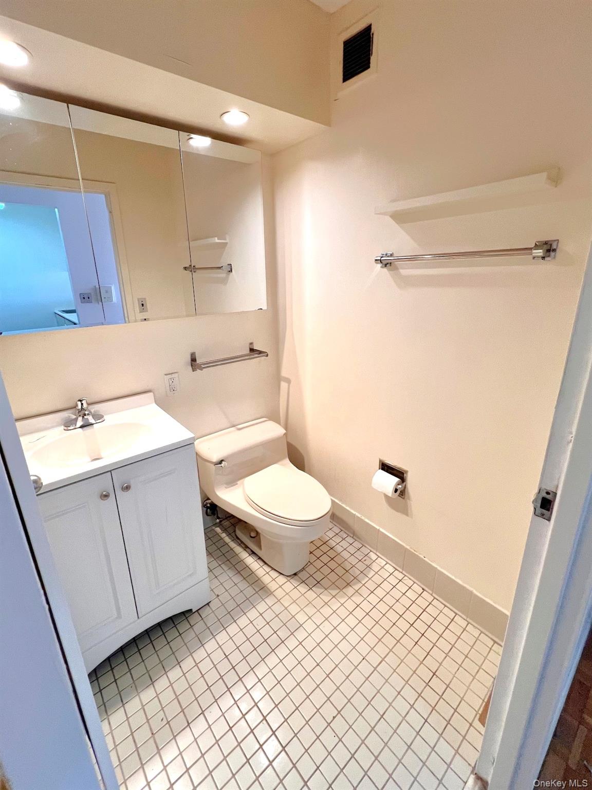 376 Broadway 11d Property Photo 9