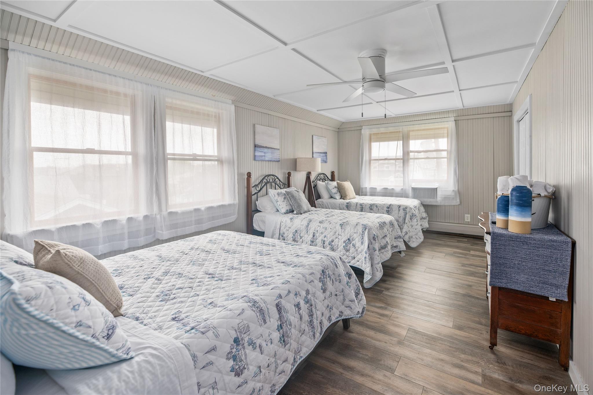 639 Ocean Breeze Walk Property Photo 11