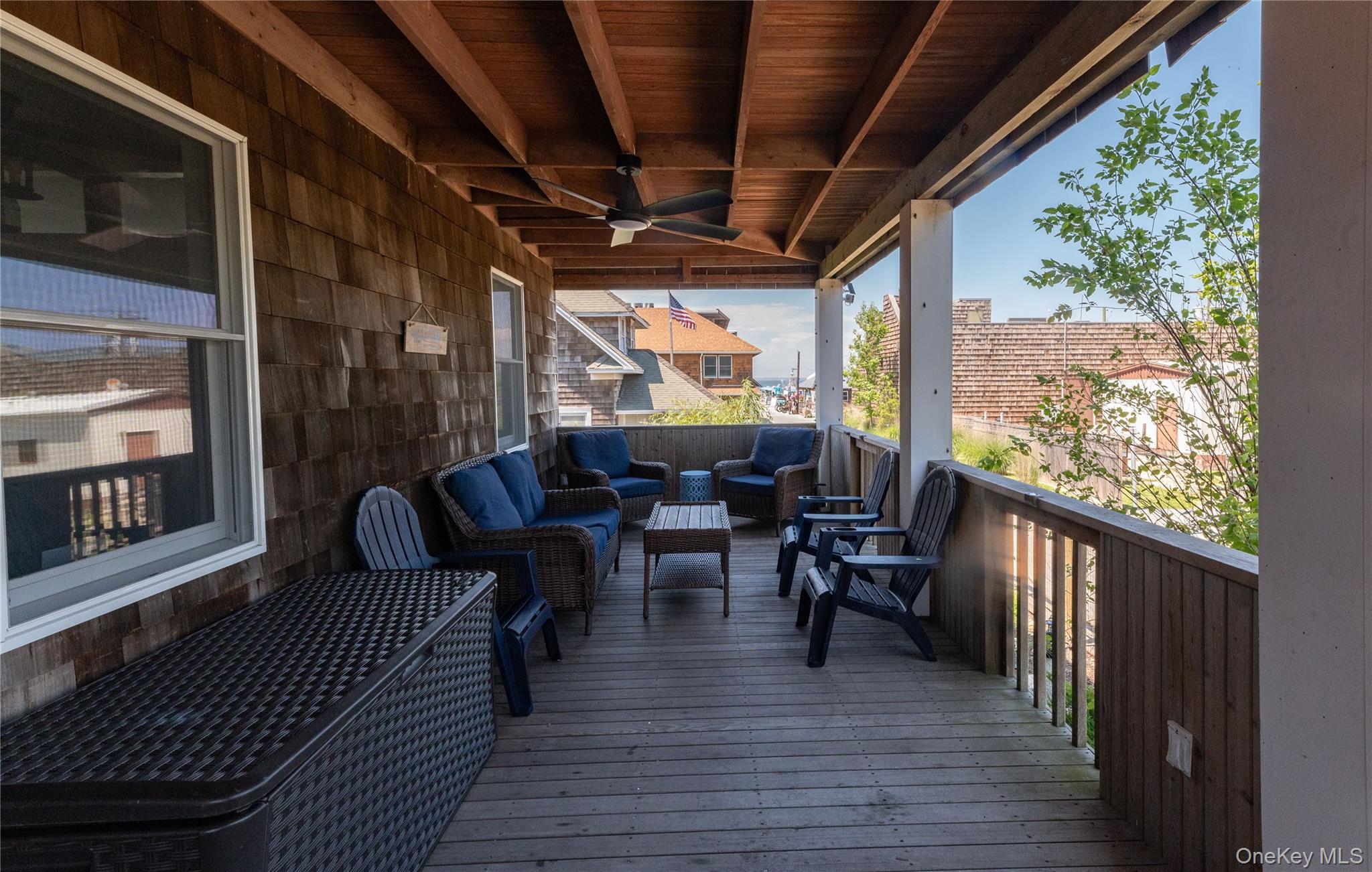 639 Ocean Breeze Walk Property Photo 14