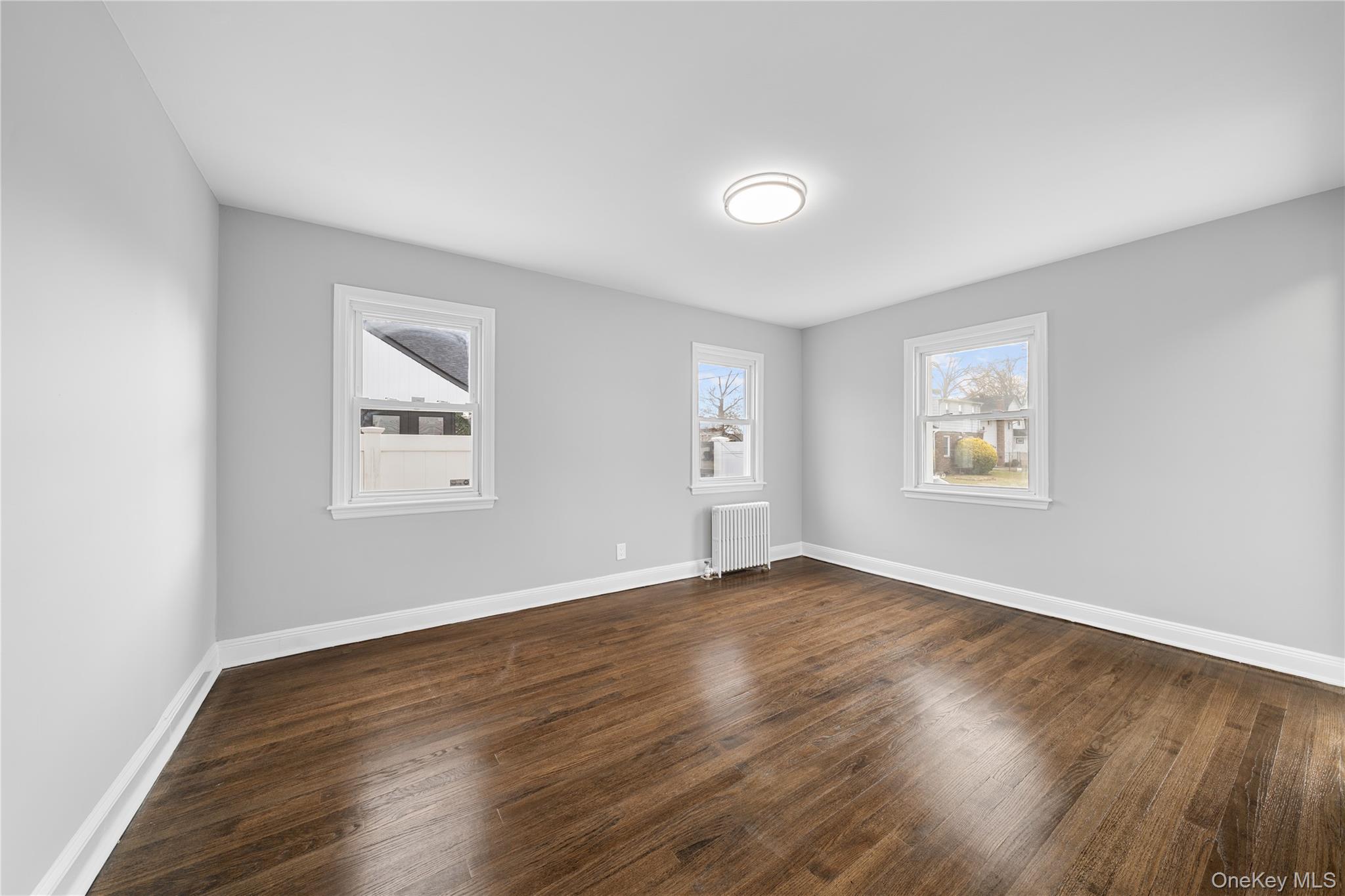 141 Booth Street Property Photo 4