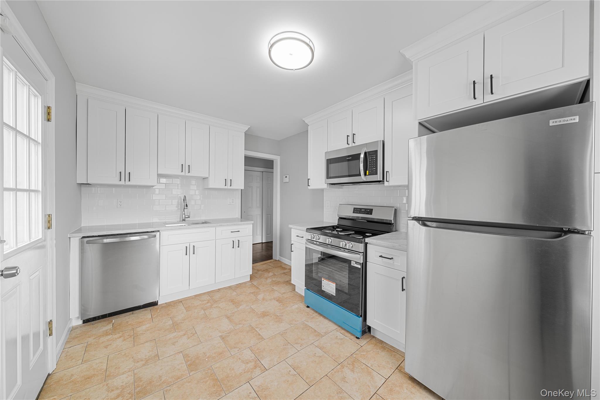 141 Booth Street Property Photo 10