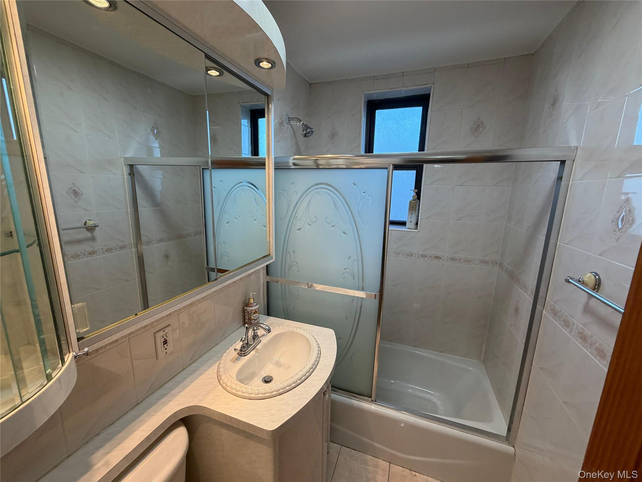 99-63 66th Avenue B12 Property Photo 14