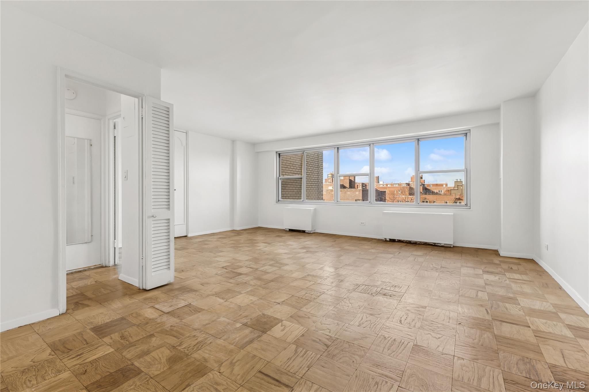 110-11 Queens Boulevard 8d Property Photo 5