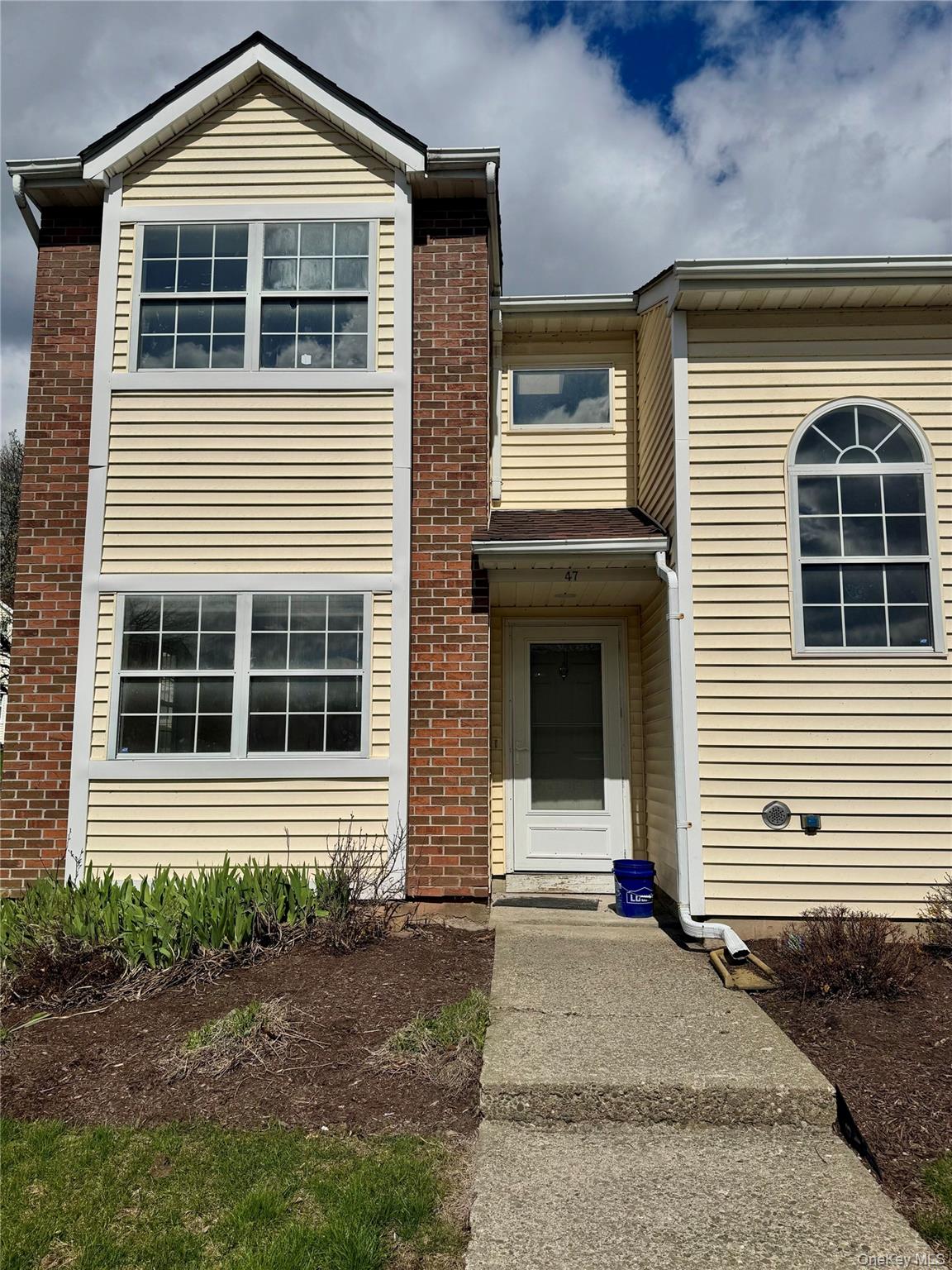 47 Brick Pond Road Property Photo 1