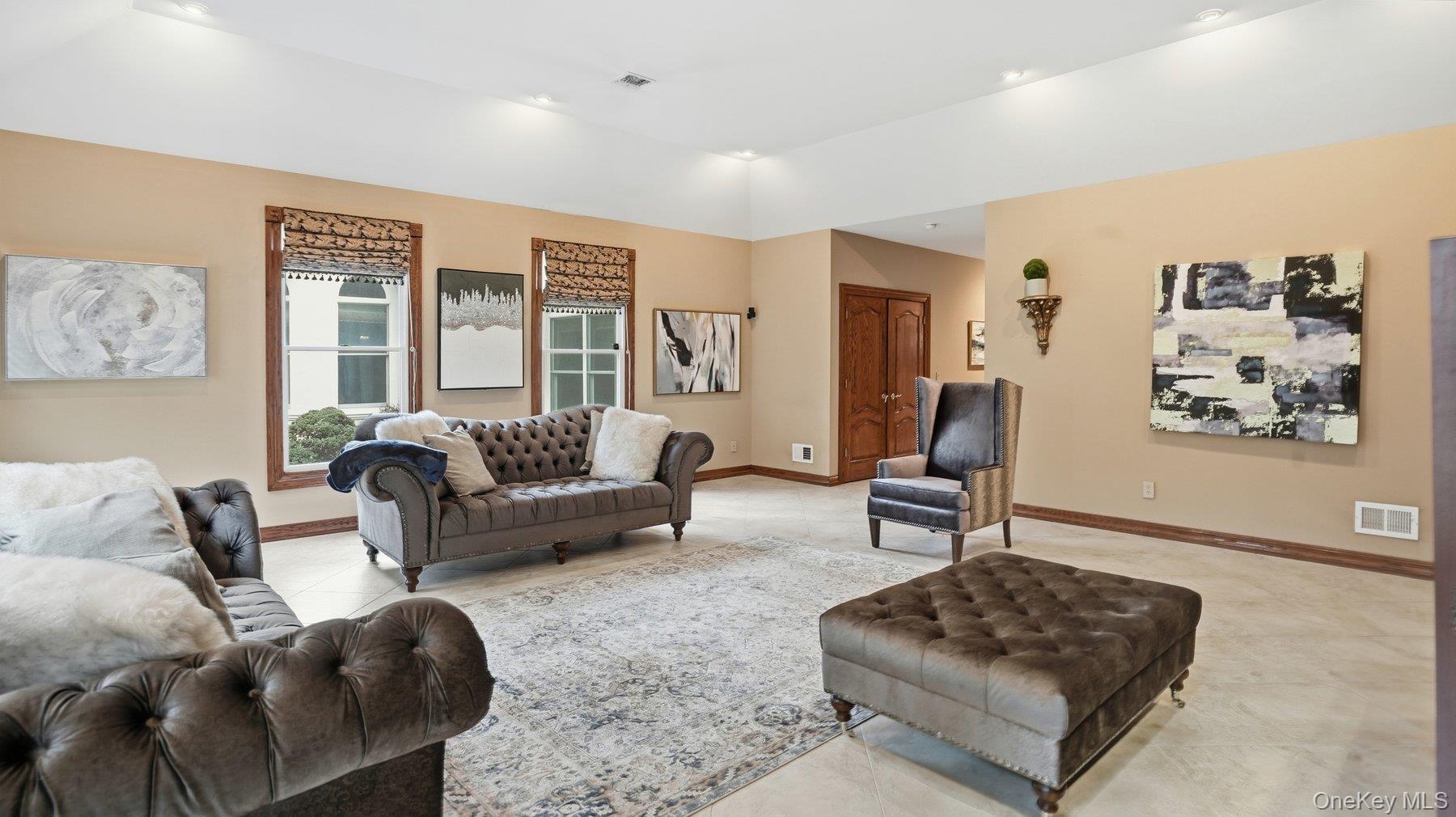 131 Malloy Drive Property Photo 4
