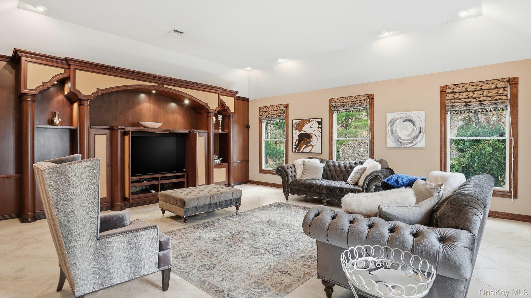 131 Malloy Drive Property Photo 8