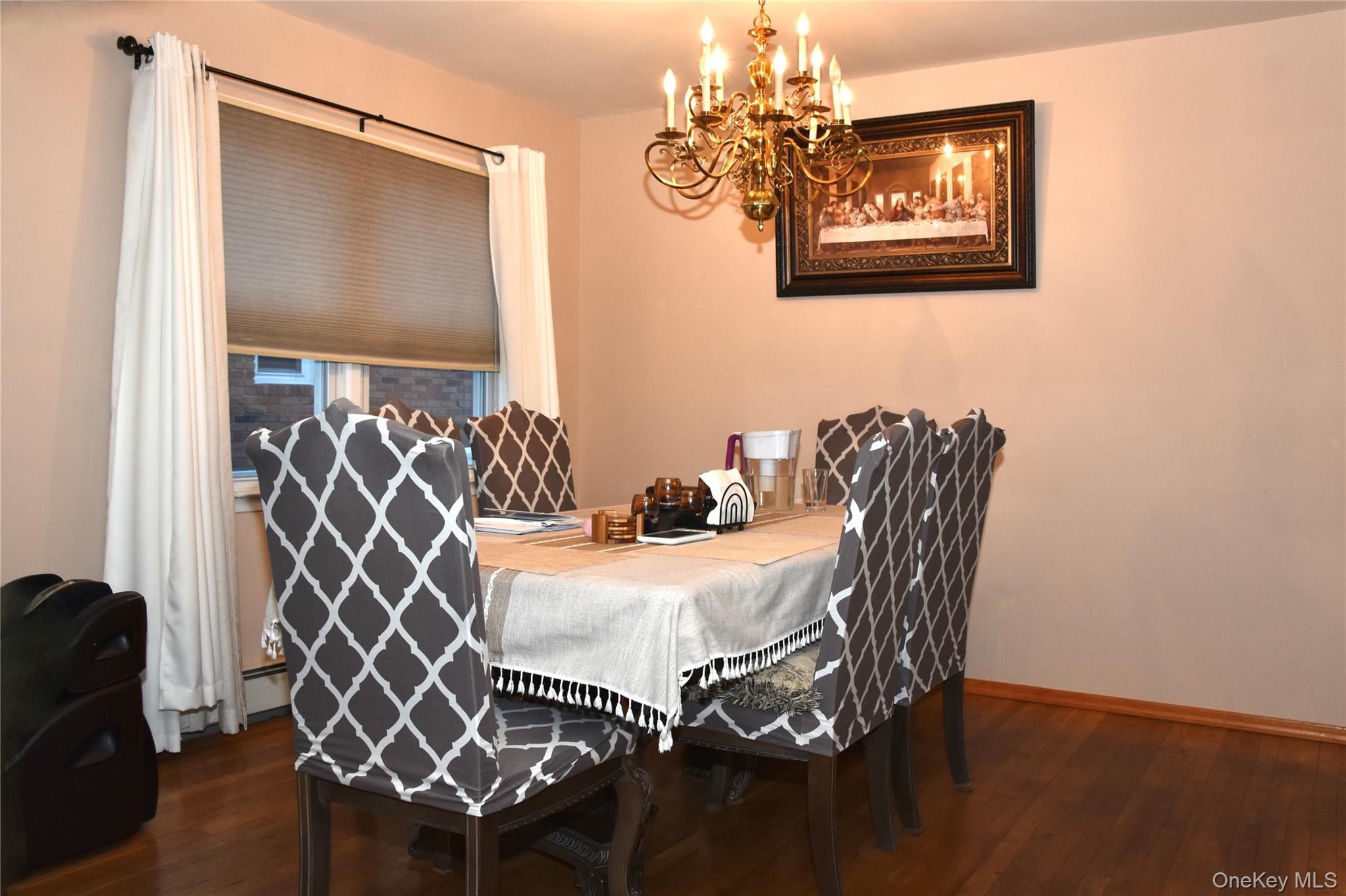 242 Munro Boulevard Property Photo 4
