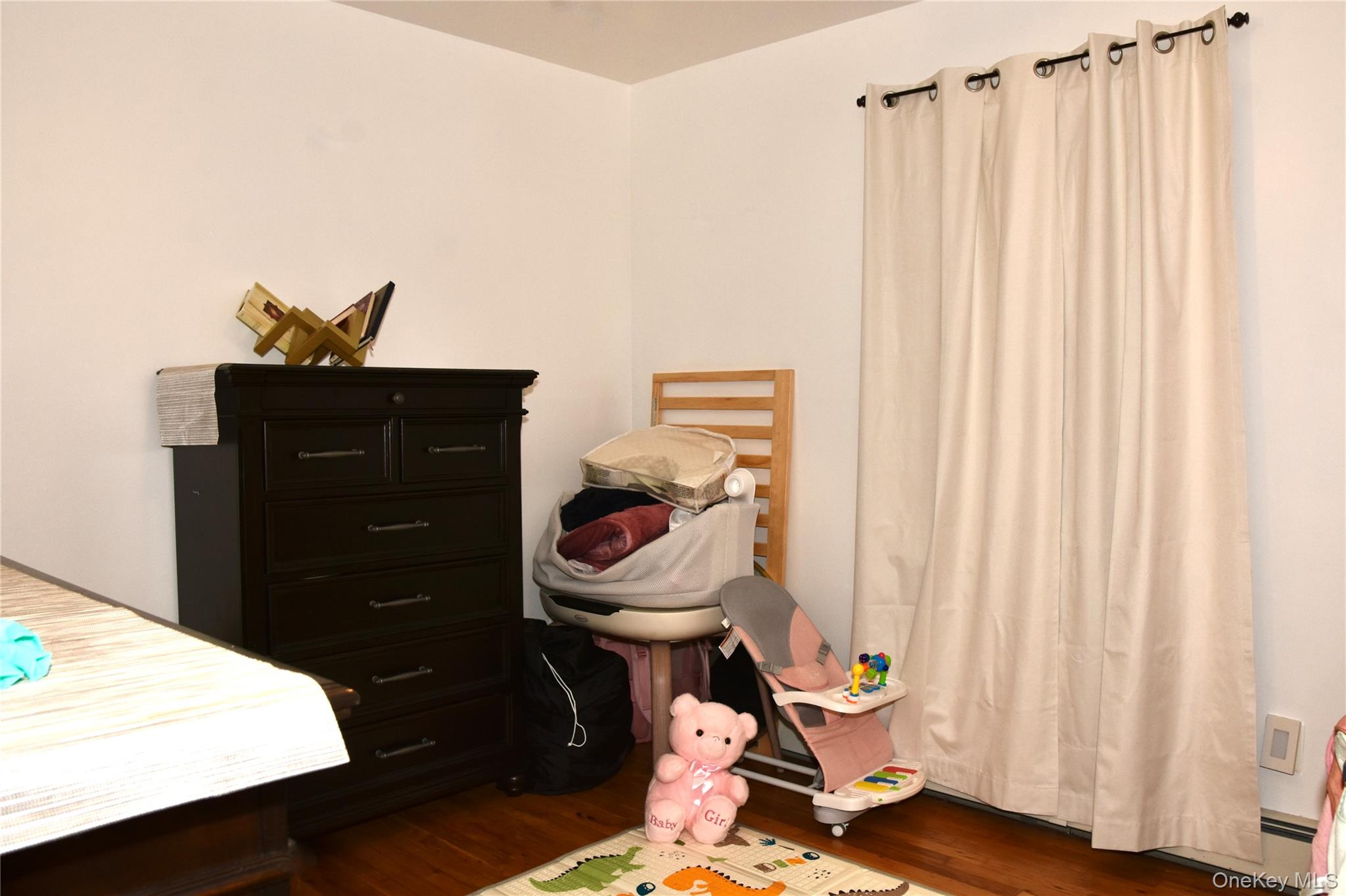 242 Munro Boulevard Property Photo 8