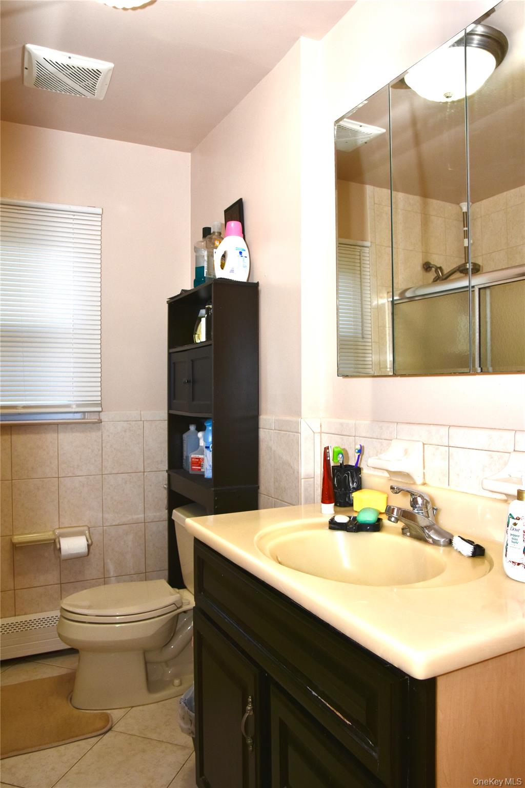 242 Munro Boulevard Property Photo 9