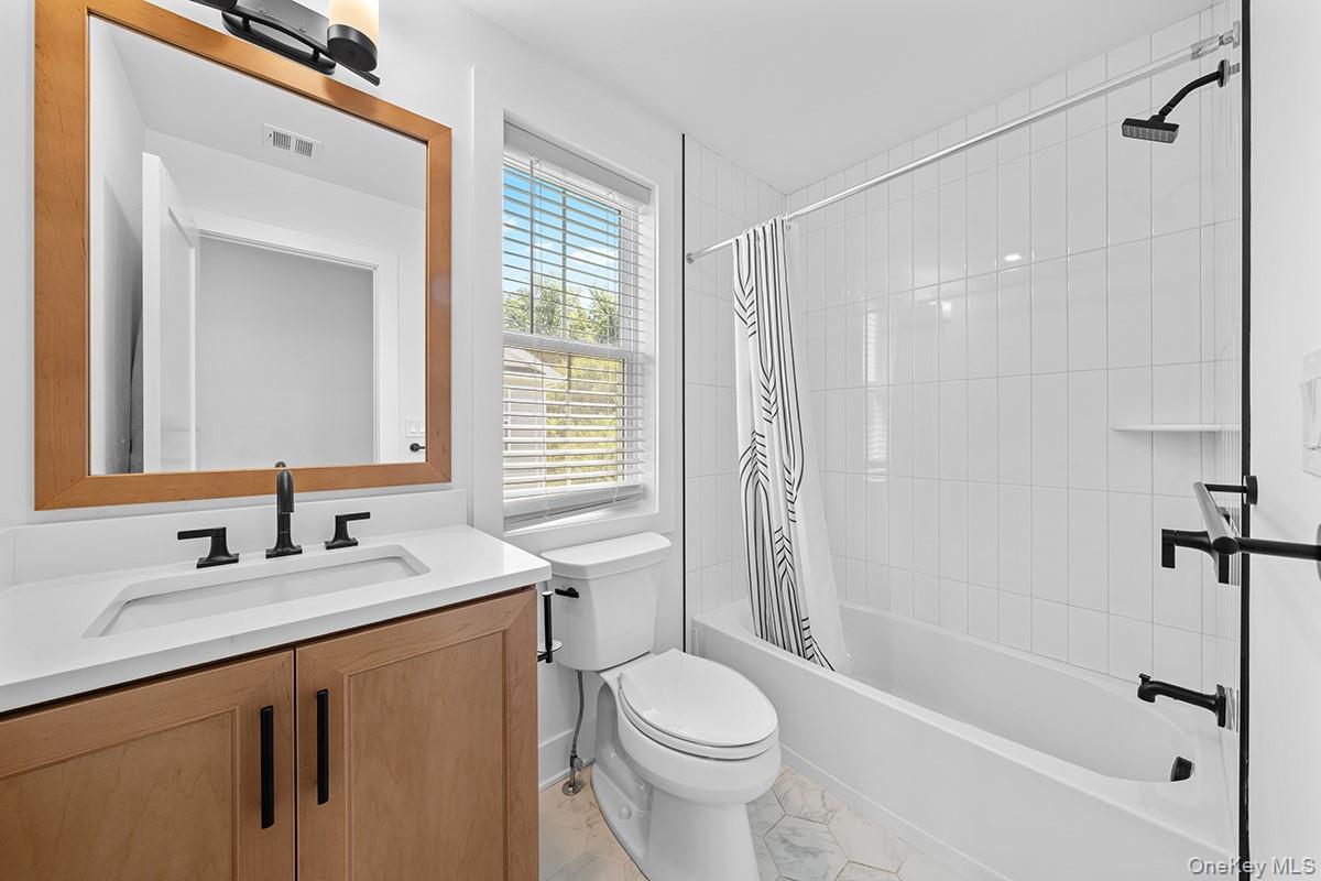 3515 Bennington Drive Property Photo 24