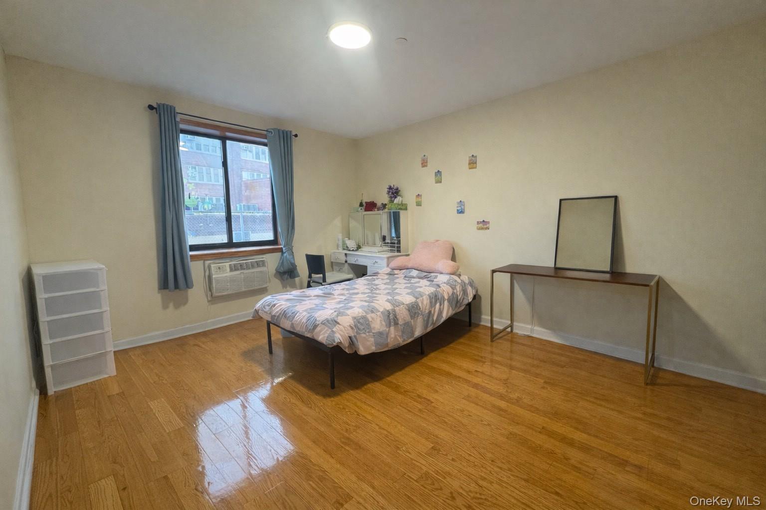 7548 Parsons Boulevard 2a Property Photo 5