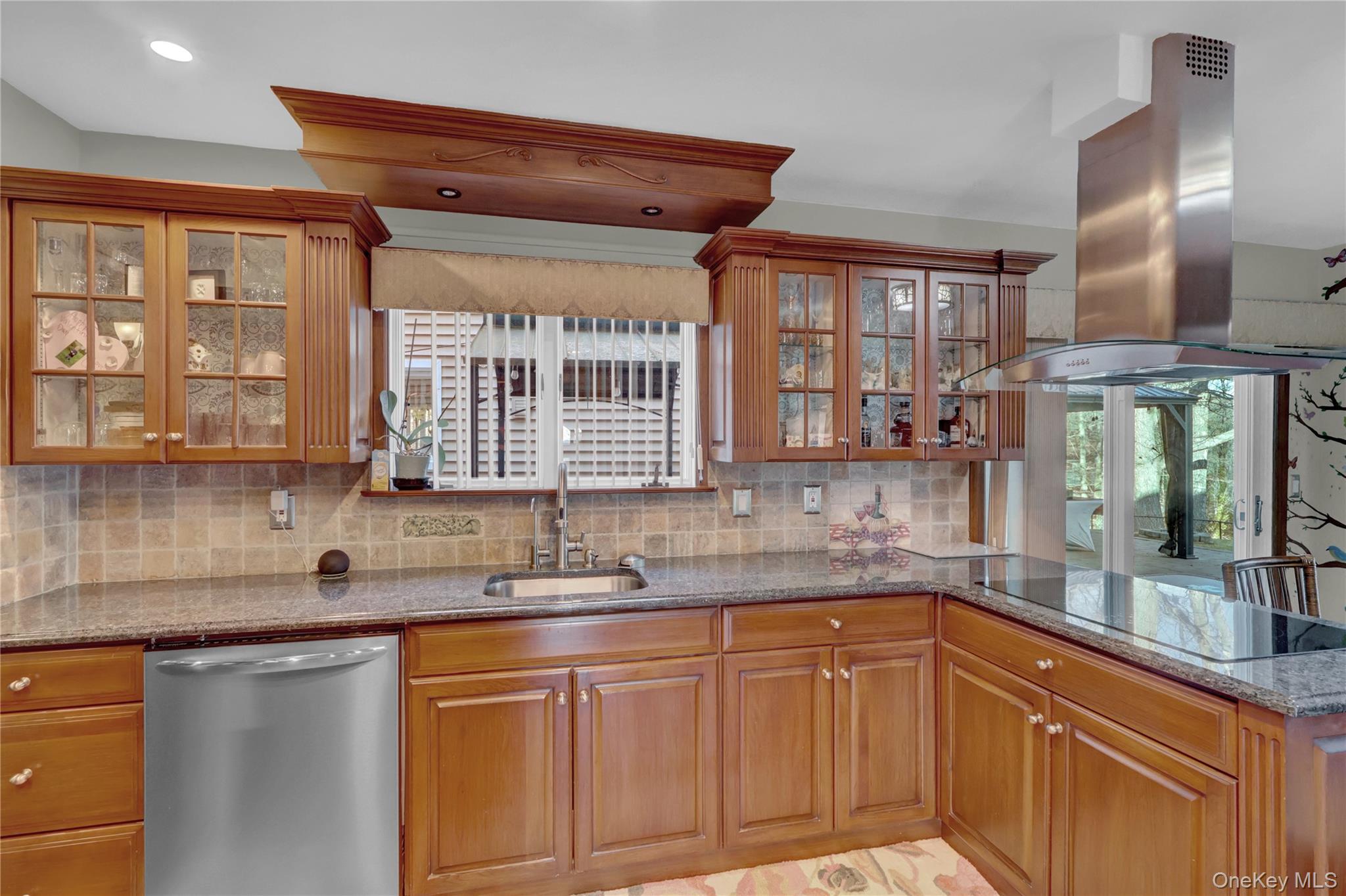 2 Riverview Terrace Property Photo 8