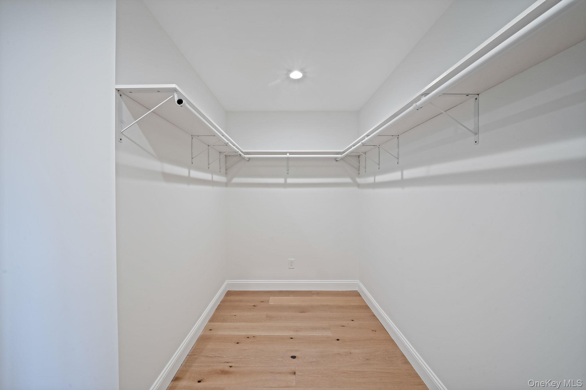 Nc Pine Street Property Photo 24