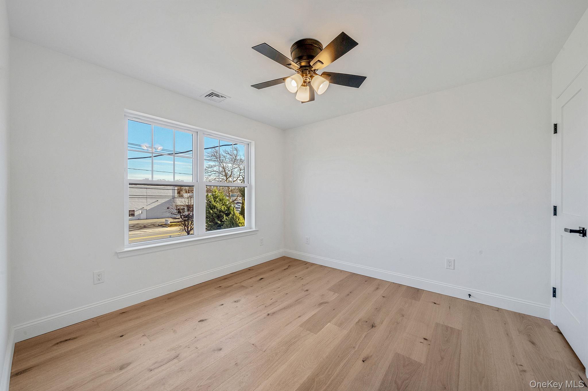 Nc Pine Street Property Photo 28
