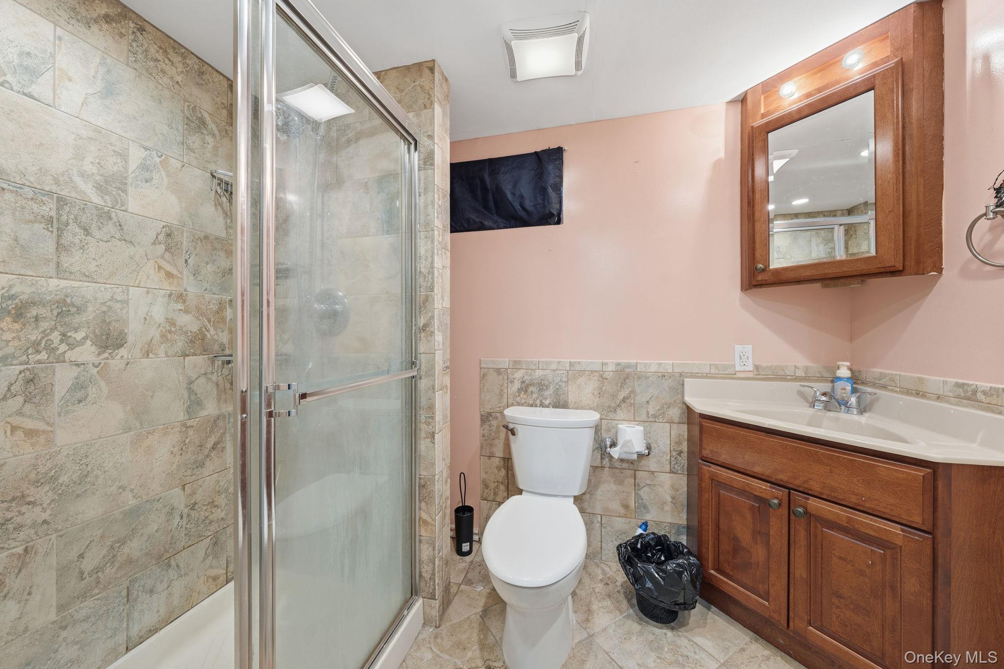 295 Union Avenue Property Photo 18