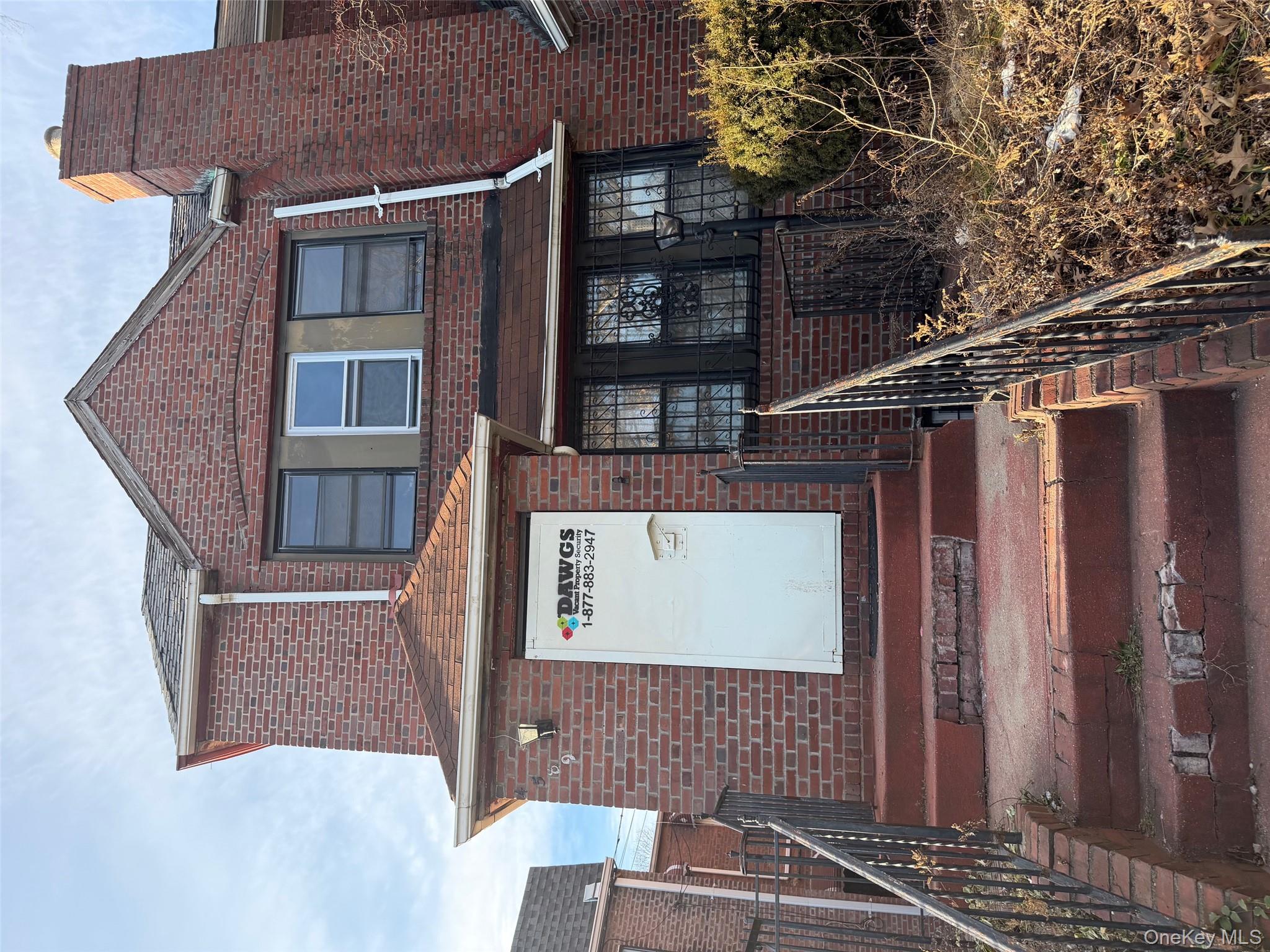 4589 Kings Highway Property Photo 2