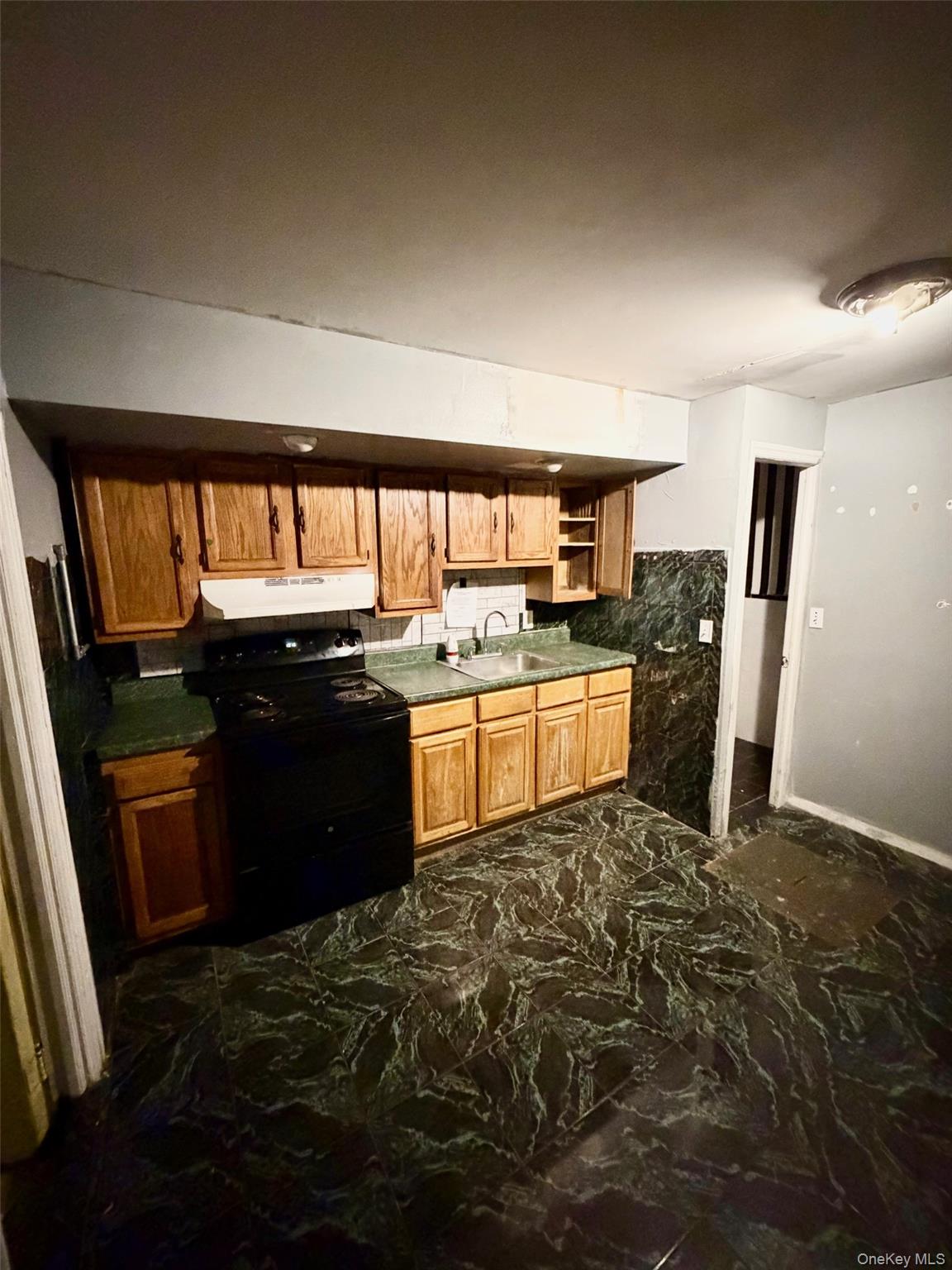 4589 Kings Highway Property Photo 18