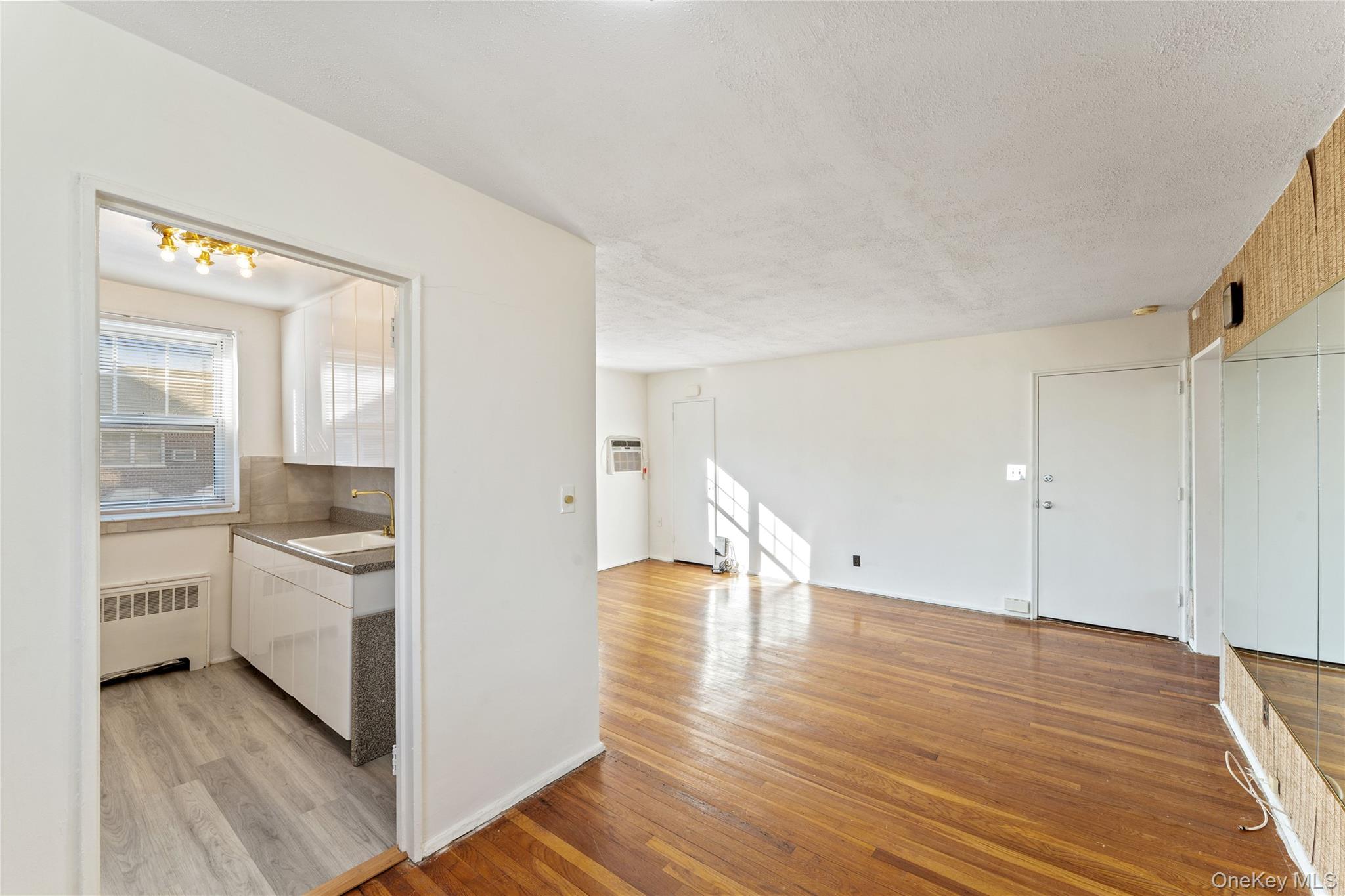 249-36 63rd Avenue #4-1282 Property Photo 6