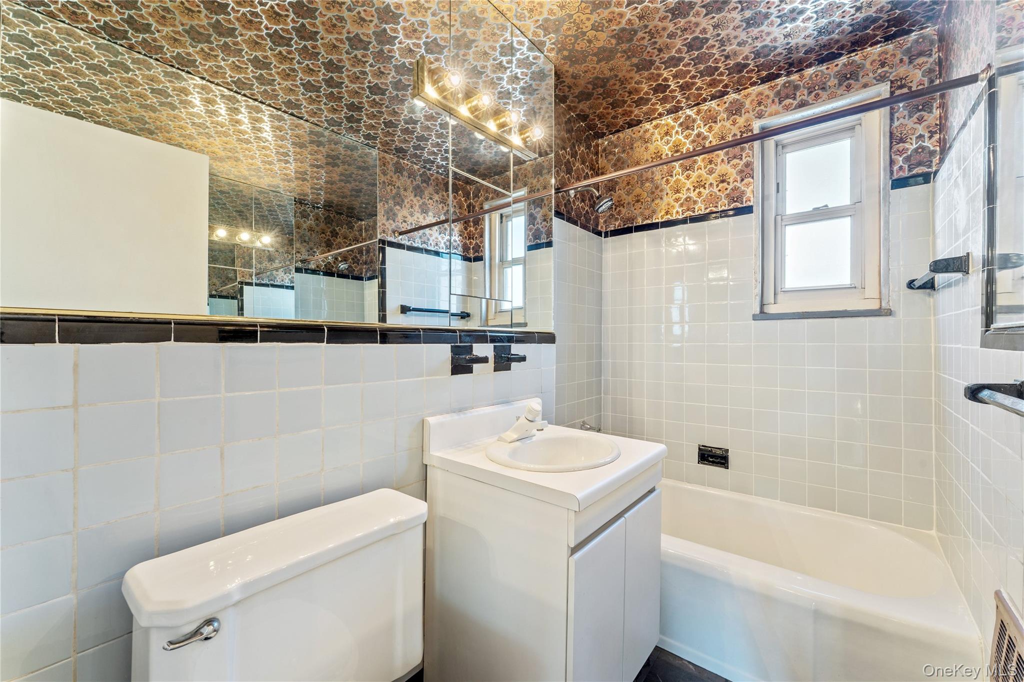 249-36 63rd Avenue #4-1282 Property Photo 12