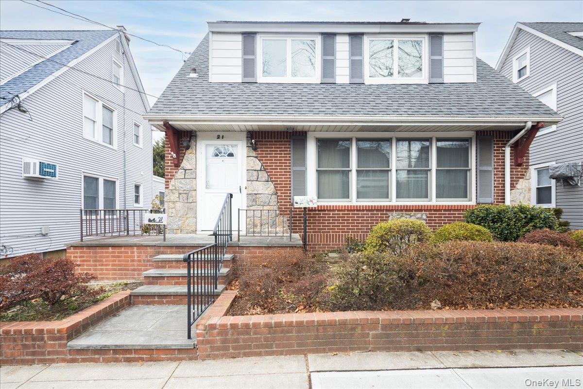 21 Cornell Street Property Photo 2