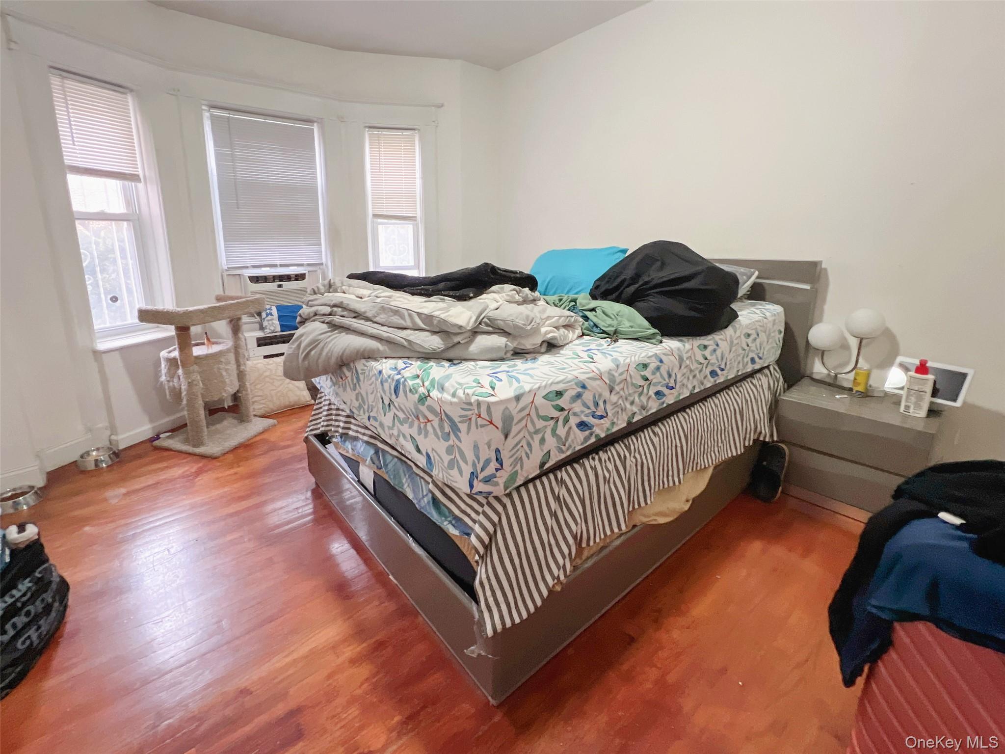 37-46 83rd Street Property Photo 14