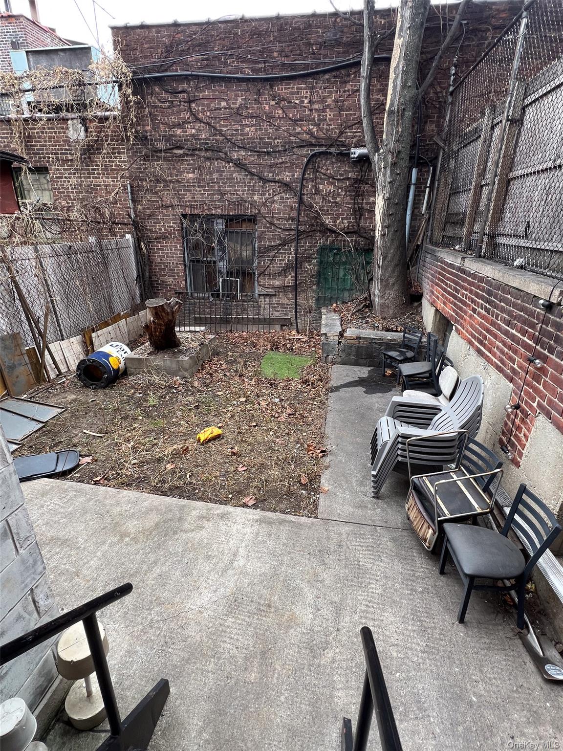 37-46 83rd Street Property Photo 22