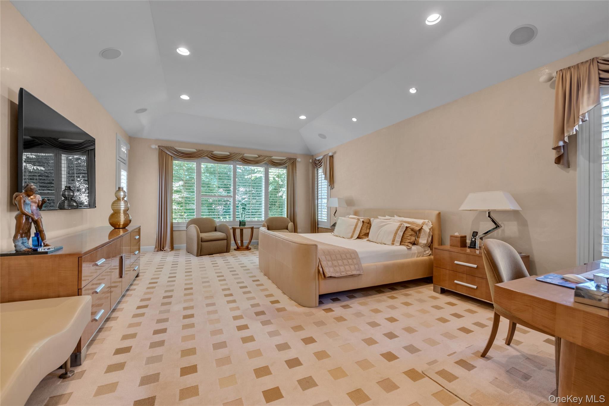 17 Evergreen Circle Property Photo 11
