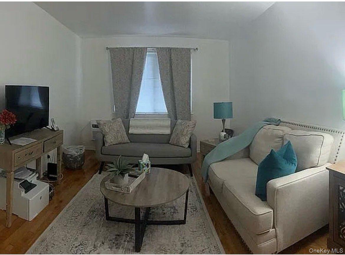 19 Lawrence Drive A Property Photo 2