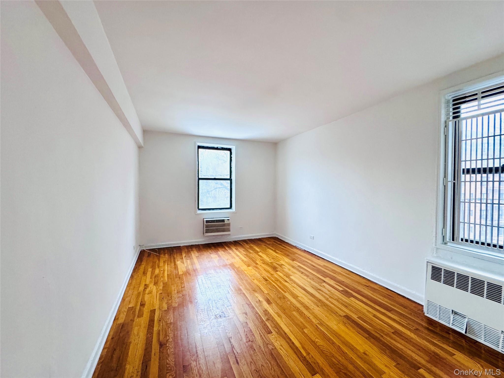 141-05 Pershing Crescent 202 Property Photo 12