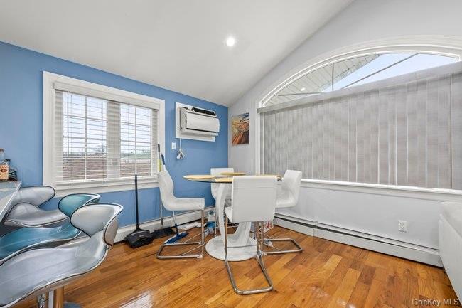 229-24 Edgewood Avenue Property Photo 5