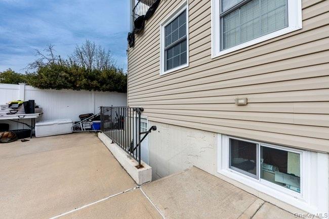 229-24 Edgewood Avenue Property Photo 29