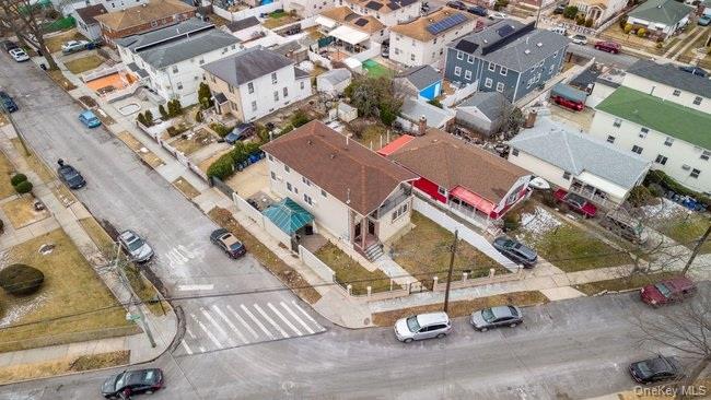 229-24 Edgewood Avenue Property Photo 36